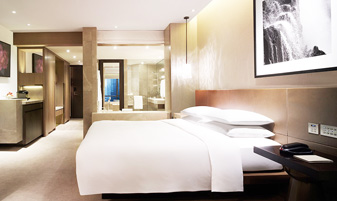  江蘇華洲大酒店在選擇酒店專用增白洗衣粉時要求相當嚴格 